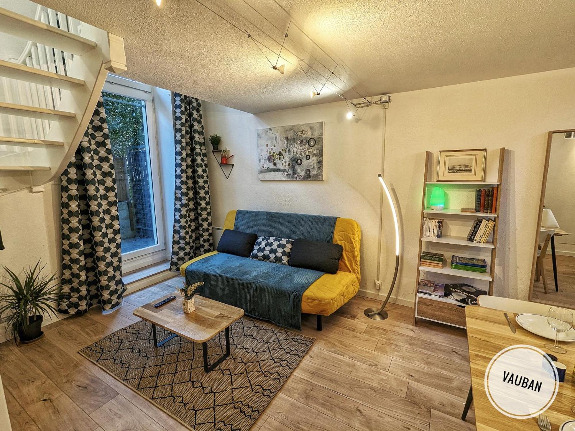 Douceur Nimoise En Centre Ville - Rdc Et Exterieur Nîmes Exteriör bild